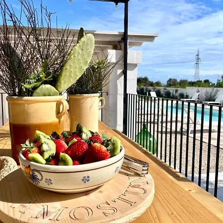 Bed & Breakfast Tenuta Amostuni-country House