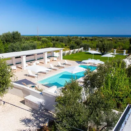 Tenuta Amostuni-country House *