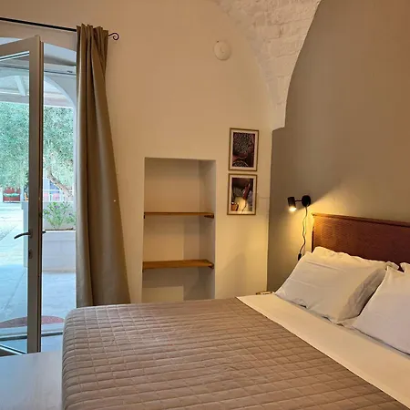 Tenuta Amostuni-country House *