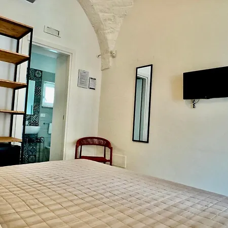Tenuta Amostuni-country House *