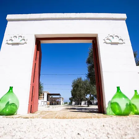 Tenuta Amostuni-country House Bed & Breakfast